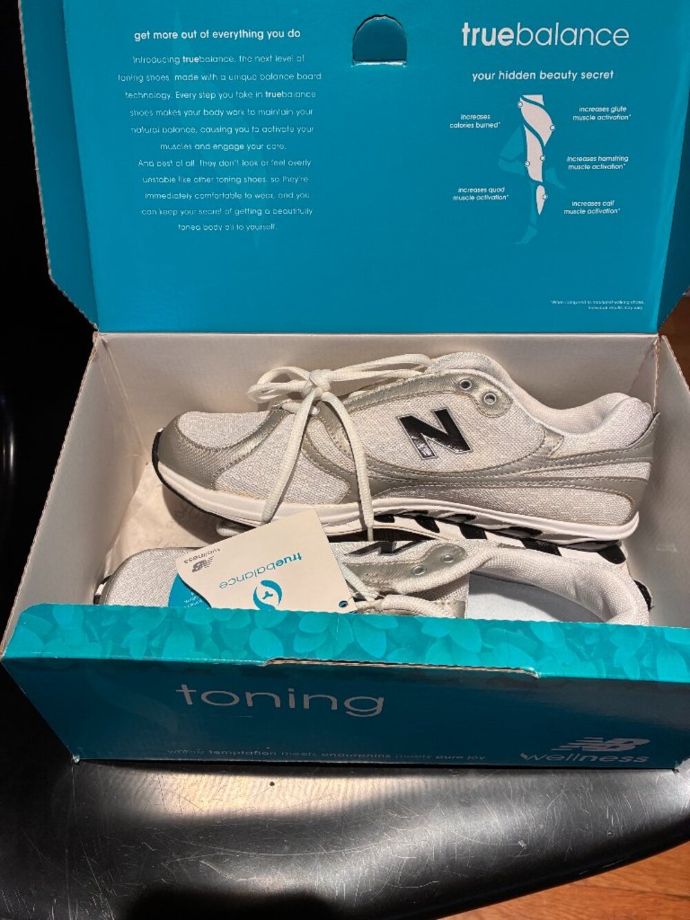 New Balance "True Balance" sneakers size 9 new-in-box